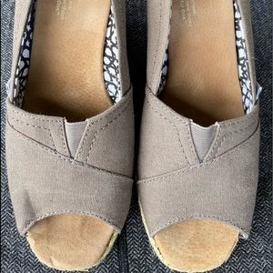 TOMS grey wedges